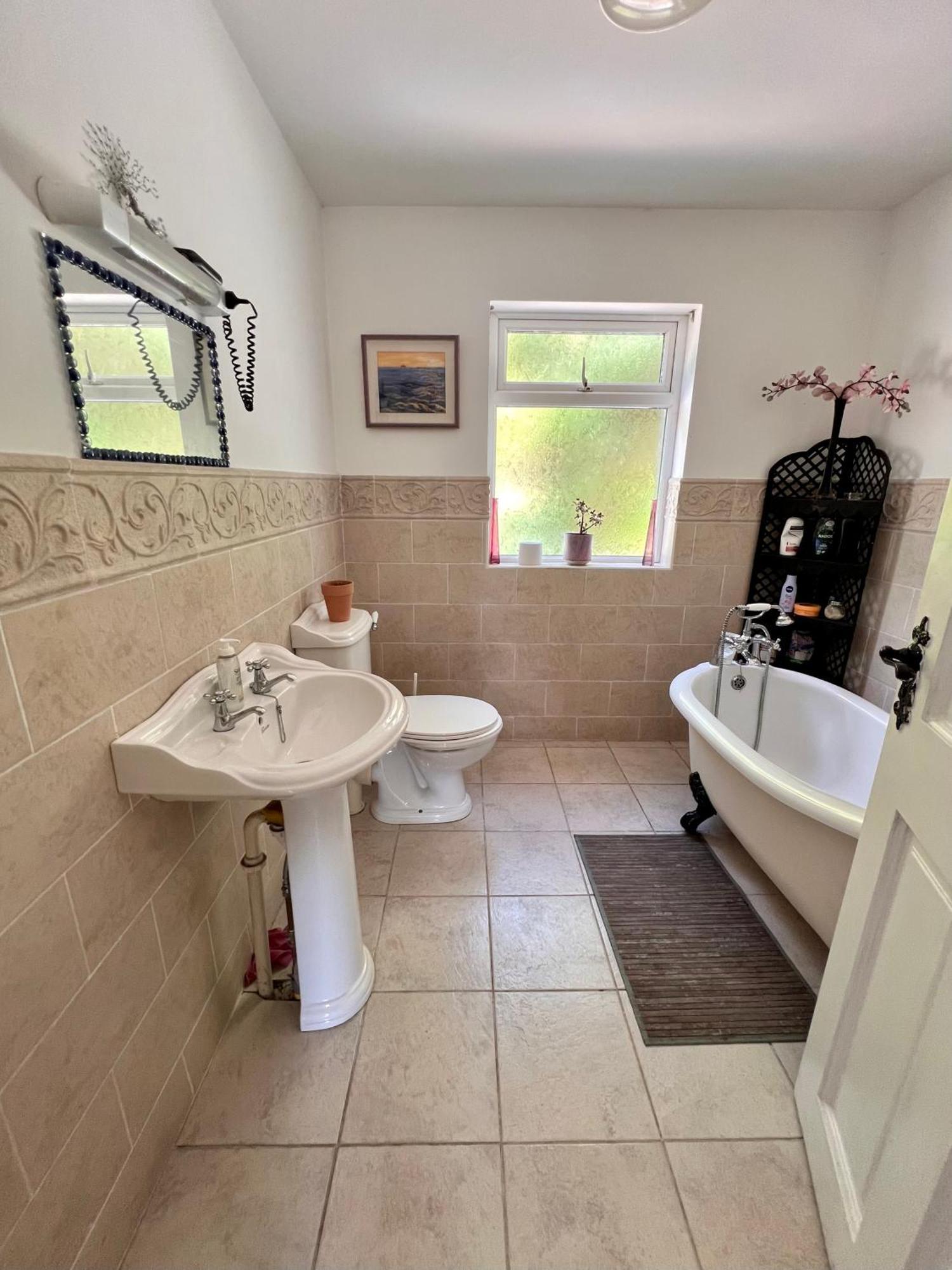 Loch Connell 1 2 3 4 5 Country house *